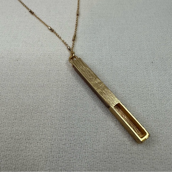 Pendant Hope Necklace Gold Tone Pink Stone - Picture 4 of 8